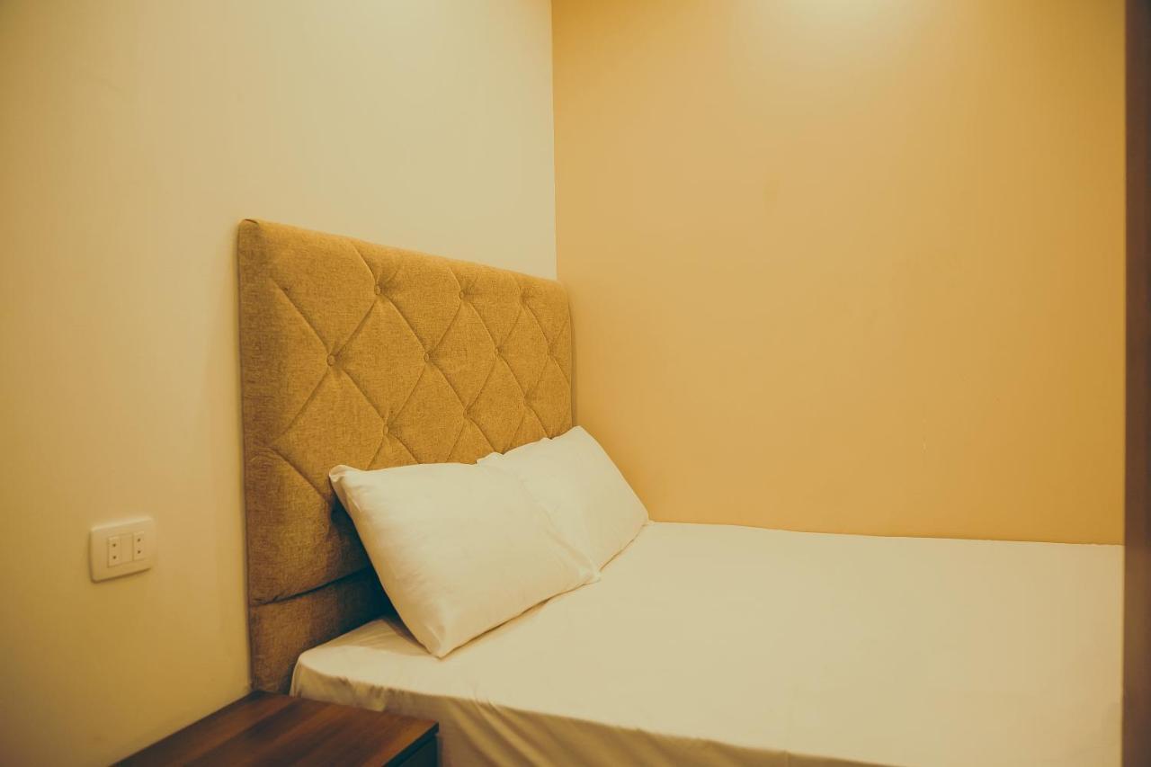 One Bedroom Apt At The View - B104 Gurdaka Kültér fotó