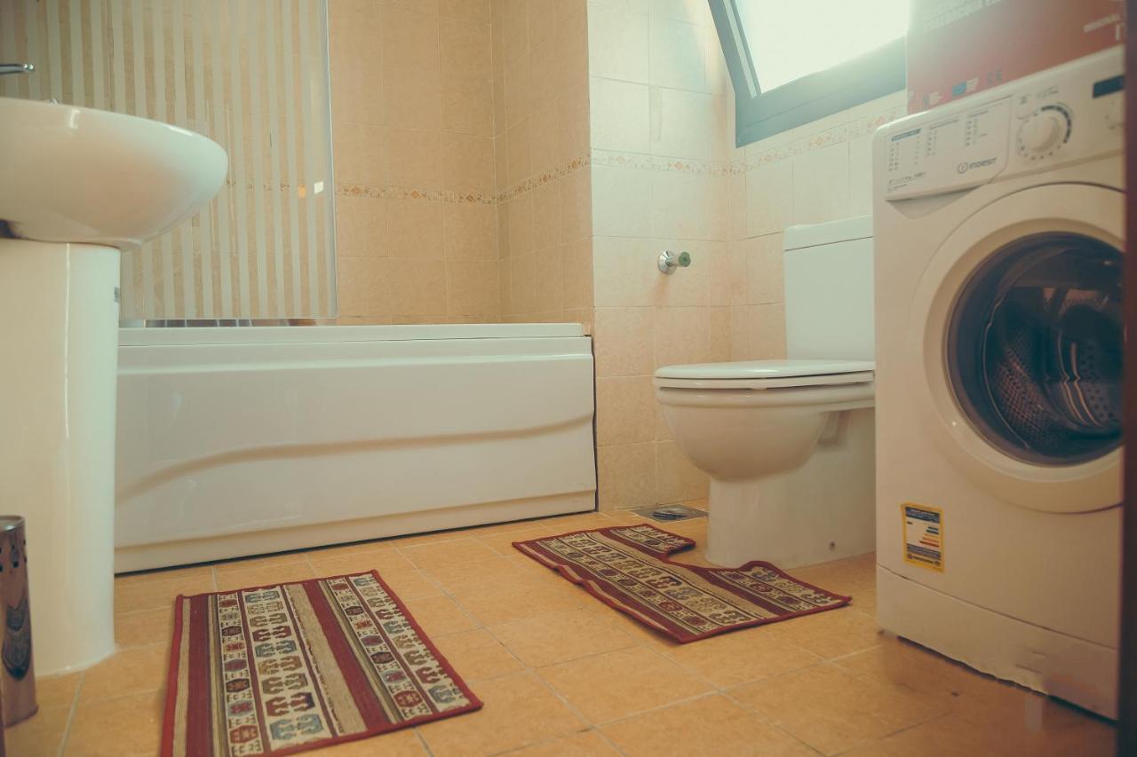 One Bedroom Apt At The View - B104 Gurdaka Kültér fotó