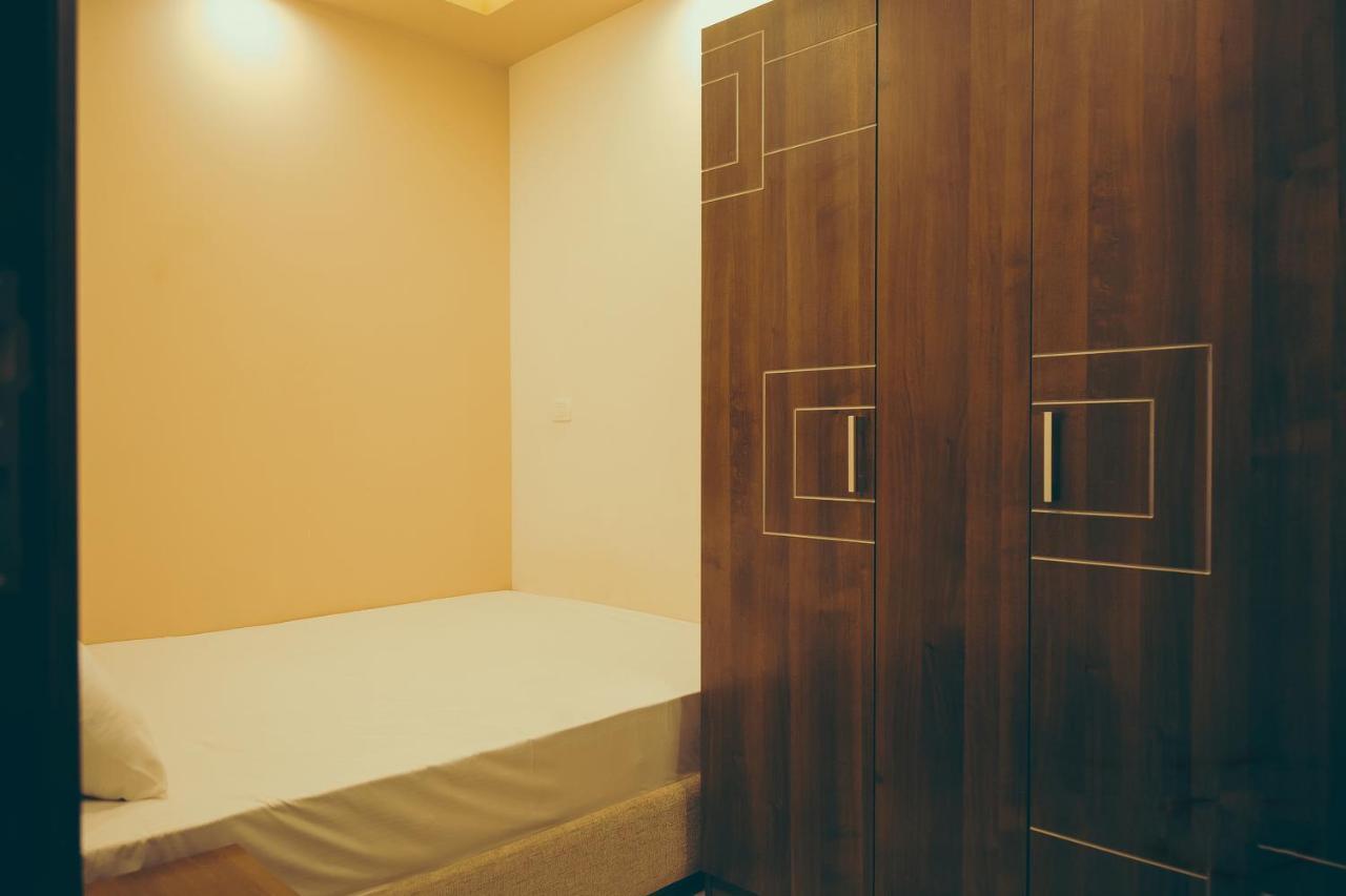 One Bedroom Apt At The View - B104 Gurdaka Kültér fotó